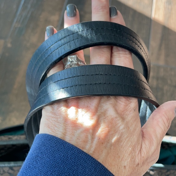 Coach Large Multifunctional Signature tote bag, diaper bag, laptop handbag purse - Picture 9 of 9